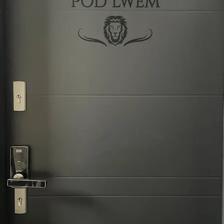 Apartament Pod Lwem
