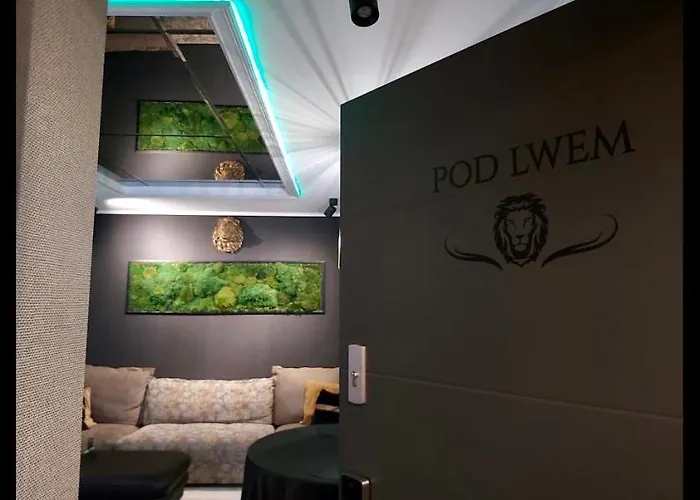 شقة Pod Lwem كوشتيجينا