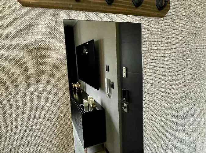 Pod Lwem كوشتيجينا