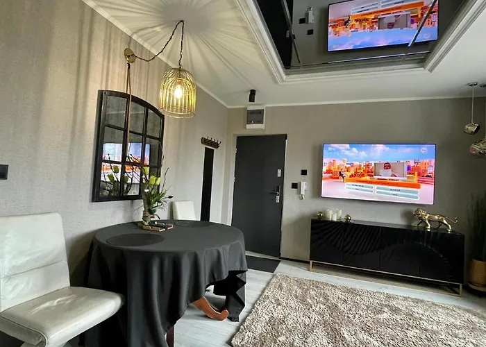 Pod Lwem شقة كوشتيجينا